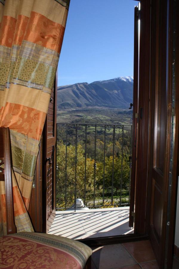 Locanda Del Barone Караманіко-Терме Номер фото
